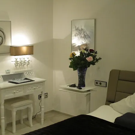 Apartahotel Chalet Valley 3*