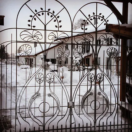 Chalet Valley Apartahotel 3*