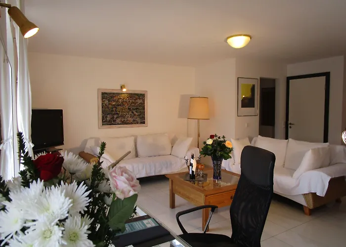 Chalet Valley Aparthotel 3*