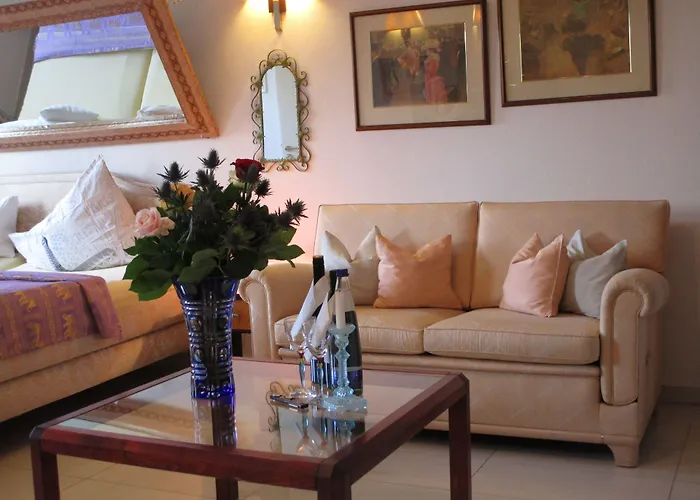 Aparthotel Chalet Valley 3*