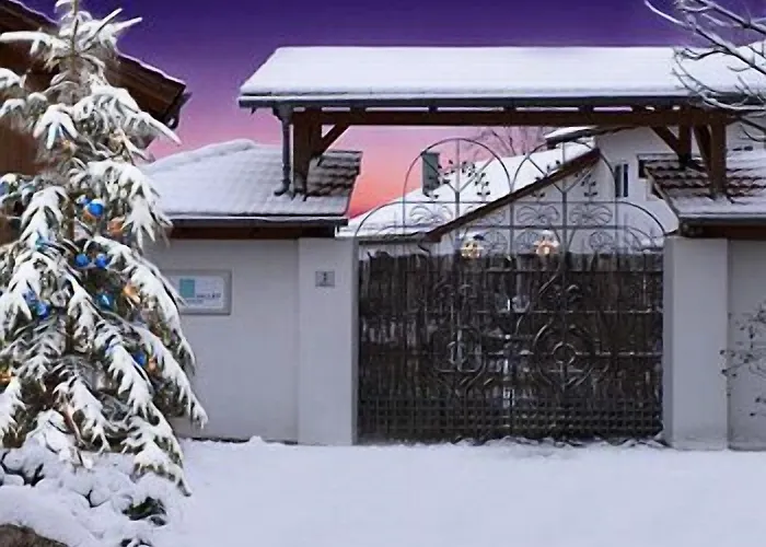 Aparthotel Chalet Valley 3*