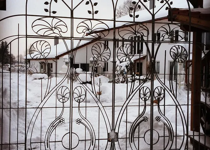 Chalet Valley Aparthotel 3*