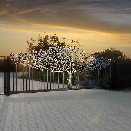 公寓式酒店 木屋谷酒店 3*