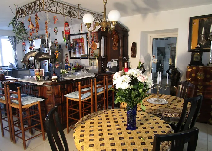 Chalet Valley アパートホテル 3*